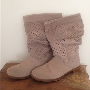 Toms slouchy calf boots 8 1/2